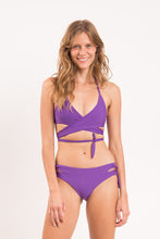 Load image into Gallery viewer, Image 12: Rio De Sol Ensemble Set Amuleto Kate Madrid