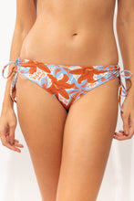 Load image into Gallery viewer, Gallery: Rio De Sol Bas Bottom Olyra Madrid