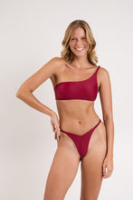 Load image into Gallery viewer, Image 07: Rio De Sol Haut Top Touch-Carmim Isadora