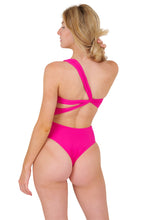 Load image into Gallery viewer, Model Back: Rio De Sol Une Pièce Amaranto Santorini