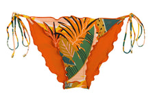 Load image into Gallery viewer, Model Front: Rio De Sol Bas Bottom El-Arco Frufru-Comfy