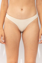 Load image into Gallery viewer, Gallery: Rio De Sol Bas Bottom Solar-Off Essential