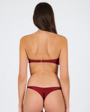 Load image into Gallery viewer, Image 06: Rio De Sol Ensemble Set Shimmer-Divino Bandeau-Knot Nice-Fio