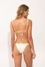 Load image into Gallery viewer, Model Back: Rio De Sol Ensemble Set Malibu-Natural Lia-Noa Essential-Noa