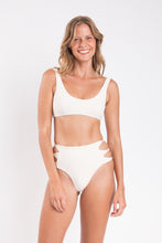Load image into Gallery viewer, Model Front: Rio De Sol Haut Top Malibu-Natural Bliss