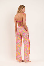 Load image into Gallery viewer, Model Back: Rio De Sol Pantalon De Plage Lyla Pants Knot