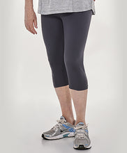 Load image into Gallery viewer, Model Front: Alto Giro Fitness Bas Corsario Bodytex Silk Preto