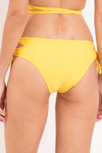 Load image into Gallery viewer, Image 07: Rio De Sol Bas Bottom Amarelo Madrid