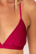Load image into Gallery viewer, Image 05: Rio De Sol Ensemble Set Shimmer-Desejo Tri-Fixo-Noa Cheeky-Noa