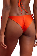 Load image into Gallery viewer, Image 07: Rio De Sol Bas Bottom Shimmer-Paprica Cheeky-Tie