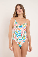 Load image into Gallery viewer, Model Front: Rio De Sol Une Pièce Al-Mare Hype