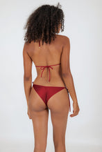 Load image into Gallery viewer, Model Back: Rio De Sol Ensemble Set Shimmer-Divino Tri-Rope Cheeky-Rope
