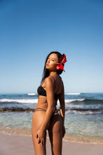 Load image into Gallery viewer, Image 11: Wednesday In Hawaii By Rio De Sol Bas Bottom Lava Isla