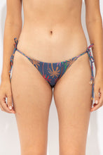Load image into Gallery viewer, Gallery: Rio De Sol Bas Bottom Coqueiro Lacinho