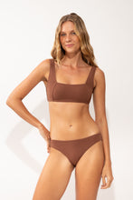Load image into Gallery viewer, Model Front: Rio De Sol Haut Top Sand-Cappuccino Mary