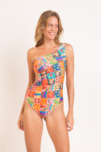 Load image into Gallery viewer, Model Front: Rio De Sol Une Pièce Love-Trip Maeve