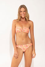 Load image into Gallery viewer, Model Front: Rio De Sol Bas Bottom Ditsy-Butter Nice