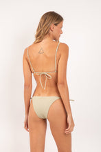 Load image into Gallery viewer, Model Back: Rio De Sol Ensemble Set Brisa-Pistache Lia Lacinho