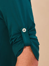 Load image into Gallery viewer, Image 05: Uv Line Chemise Shirtdress Copenhagen Petroleo Upf50+