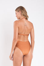 Load image into Gallery viewer, Model Back: Rio De Sol Bas Bottom Nocciola Hotpants