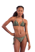 Load image into Gallery viewer, Model Front: Rio De Sol Bas Bottom Croco Frufru-Fio