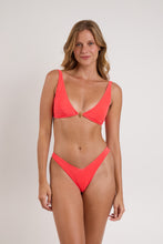 Load image into Gallery viewer, Model Front: Rio De Sol Bas Bottom Malibu-Folia Cali