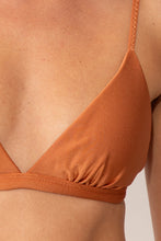 Load image into Gallery viewer, Image 05: Rio De Sol Haut Top Shimmer-Nocciola Tri-Fixo-Noa