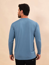 Load image into Gallery viewer, Model Back: Uv Line T-Shirt Longsleeve Uvpro Masc Indigo Upf50+