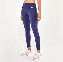 Load image into Gallery viewer, Image 02: Alto Giro Fitness Bas Legging Circuit Blackout Cinza Graystone