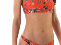 Load and play video in Gallery viewer, Video: Rio De Sol Ensemble Set Wildflowers Bra-Sport Lisboa