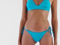 Load and play video in Gallery viewer, Video: Rio De Sol Haut Top Jade Tri-Cos