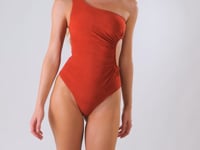 Load and play video in Gallery viewer, Video: Rio De Sol Une Pièce Malibu-Chili Maeve