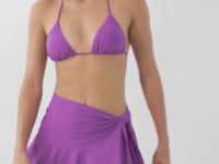 Load and play video in Gallery viewer, Video: Rio De Sol Jupe De Page Bio-Floreira Mini Skirt