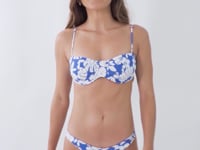 Load and play video in Gallery viewer, Video: Wednesday In Hawaii By Rio De Sol Bas Bottom Pua-Pacifica Kai
