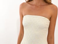 Load and play video in Gallery viewer, Video: Rio De Sol Une Pièce Brisa-Offwhite Tube-Op