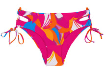 Load image into Gallery viewer, Model Front: Rio De Sol Bas Bottom Antelope Madrid
