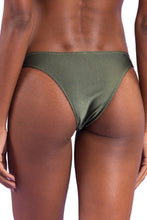 Load image into Gallery viewer, Image 07: Rio De Sol Bas Bottom Croco Essential