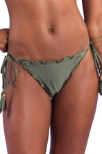 Load image into Gallery viewer, Gallery: Rio De Sol Bas Bottom Croco Frufru-Fio