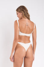 Load image into Gallery viewer, Model Back: Rio De Sol Bas Bottom Malibu-Natural Cali