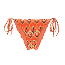 Load image into Gallery viewer, Product Front: Rio De Sol Bas Bottom Maracai Frufru