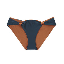 Load image into Gallery viewer, Product Back: Rio De Sol Bas Bottom Nocciola Mel-Comfy