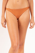 Load image into Gallery viewer, Gallery: Rio De Sol Bas Bottom Shimmer-Nocciola Leblon