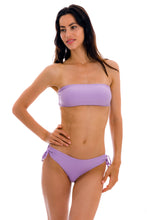 Load image into Gallery viewer, Model Front: Rio De Sol Bas Bottom Uv-Harmonia Madrid