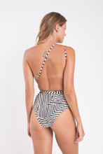 Load image into Gallery viewer, Image 12: Rio De Sol Une Pièce Collage New Vegas