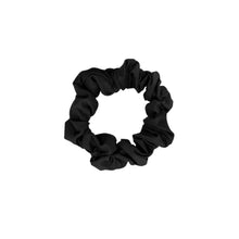 Load image into Gallery viewer, Product Front: Rio De Sol Chouchou Nero Scrunchie