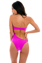 Load image into Gallery viewer, Model Back: Rio De Sol Une Pièce Pink Body-Rio