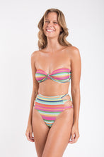 Load image into Gallery viewer, Image 11: Rio De Sol Ensemble Set Supercolor Bandeau-Joy Highwaist-Spin
