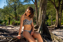 Load image into Gallery viewer, Image 05: Rio De Sol Ensemble Set Wild-Black Balconet-Anna Nice