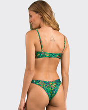Load image into Gallery viewer, Image 08: Rio De Sol Ensemble Set Wilds Bandeau-Reto Highleg
