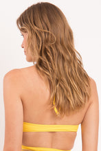 Load image into Gallery viewer, Image 07: Rio De Sol Haut Top Amarelo Kate